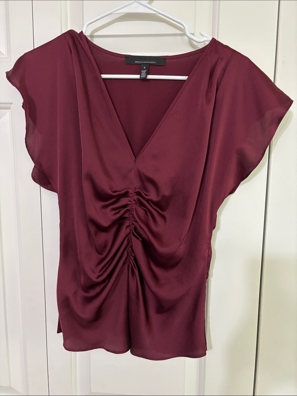 White House Black Market Burgundy Ruched V-Neck Flutter Sleeve Blouse Size S